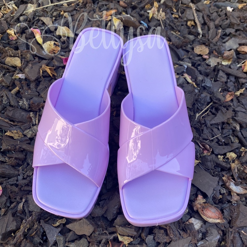 Lavanda  Chunky Heel Jelly Sandals - Picture 4 of 6